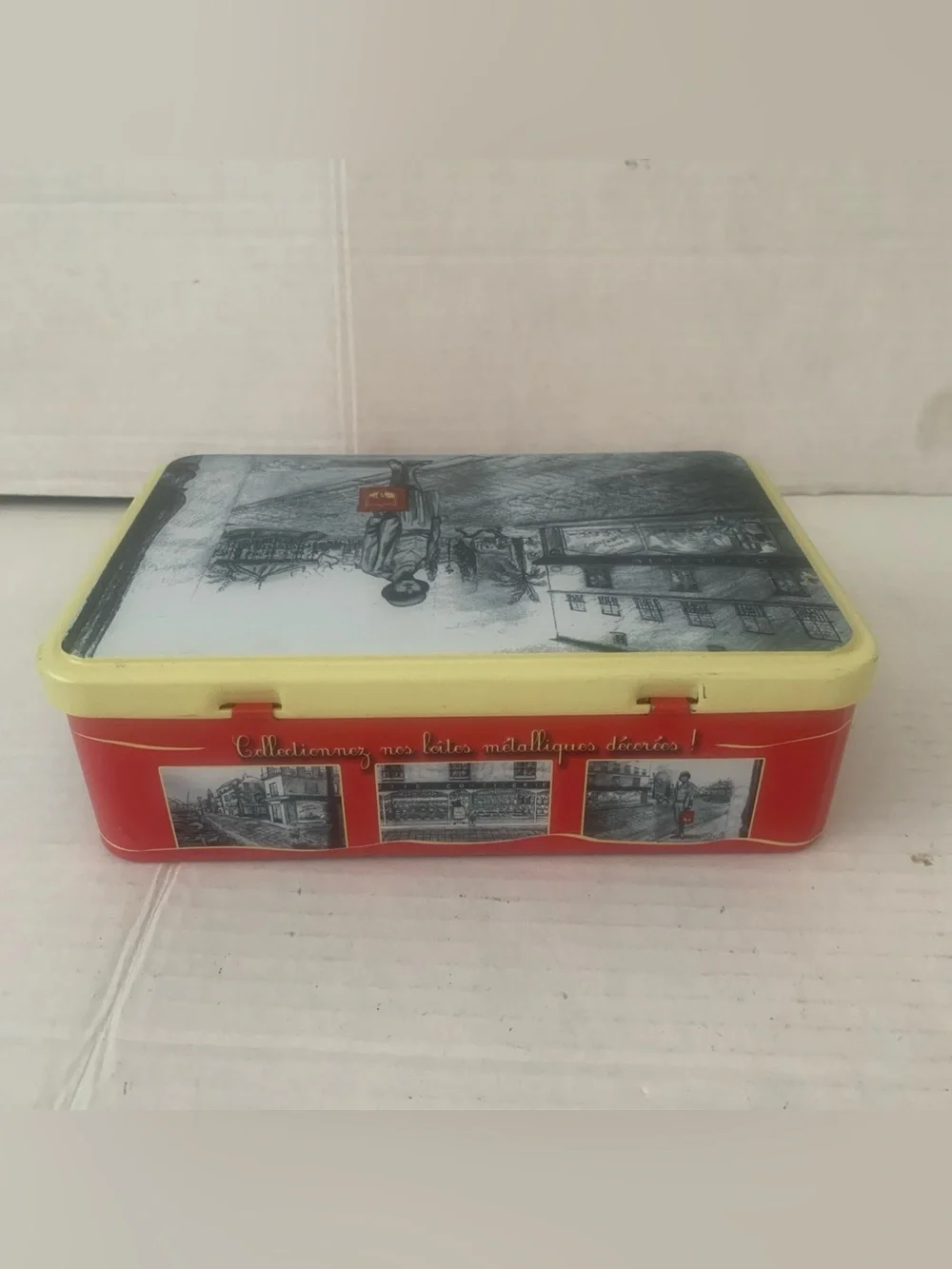 Vintage Peches Gouramand French Pastry Biscuit Chocolats Tin French Cafe's